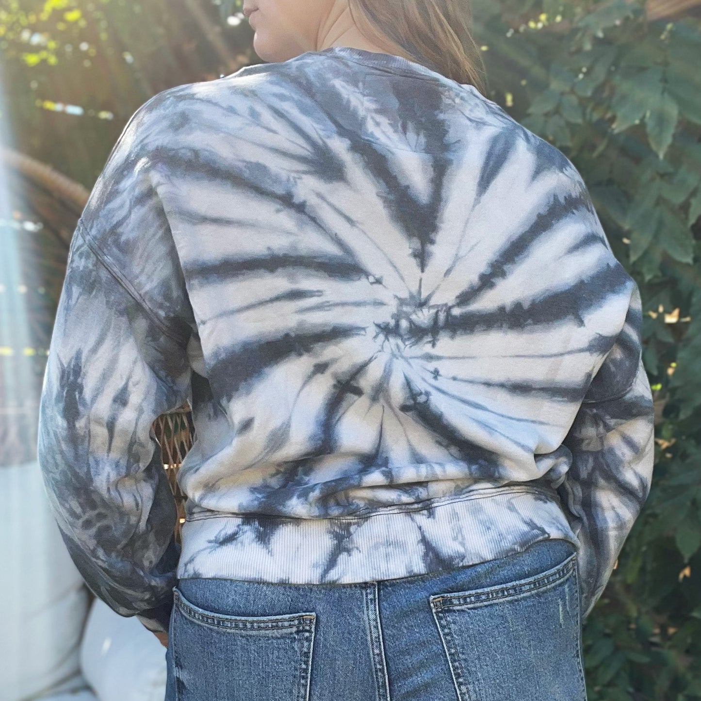 Strong Tree | Gray / Blue / White Tiedye Sweatshirt | Small