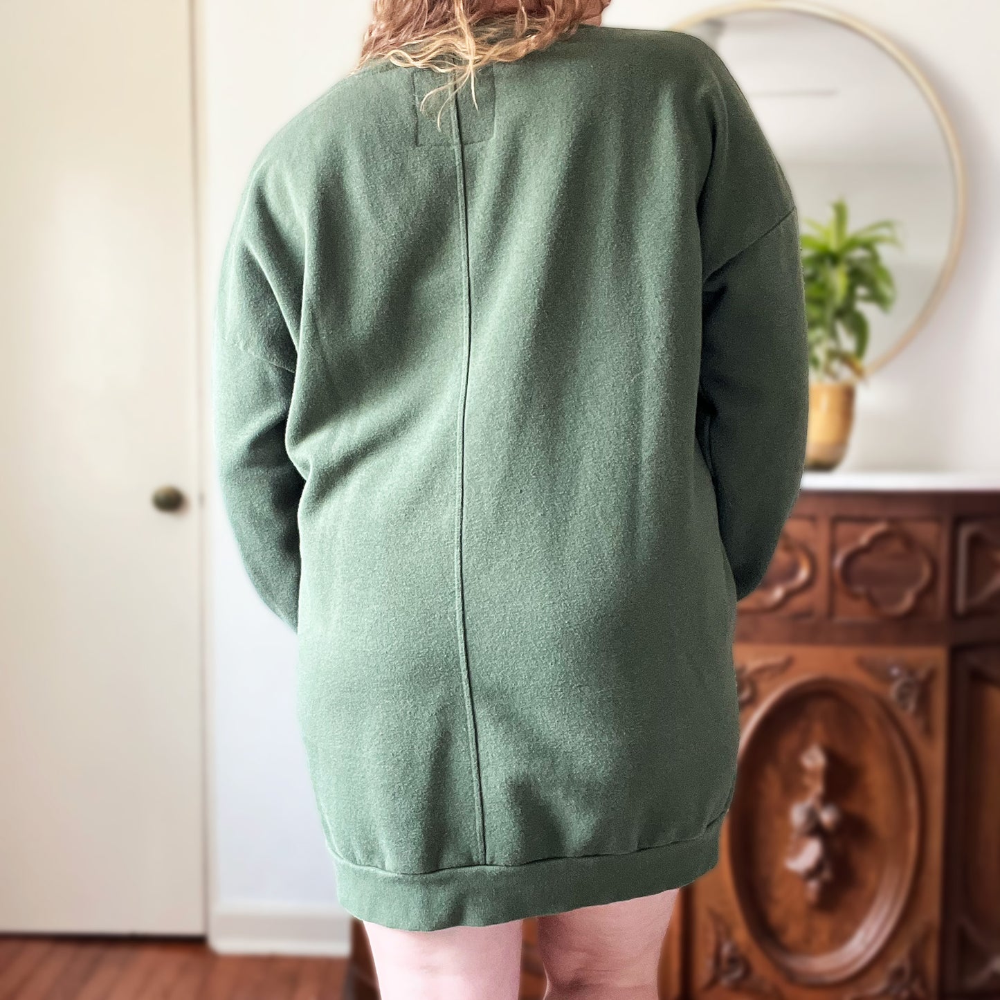 November Birth Flower | Chrysanthemum | Olive Green Sweater Dress w Pockets | L / XL