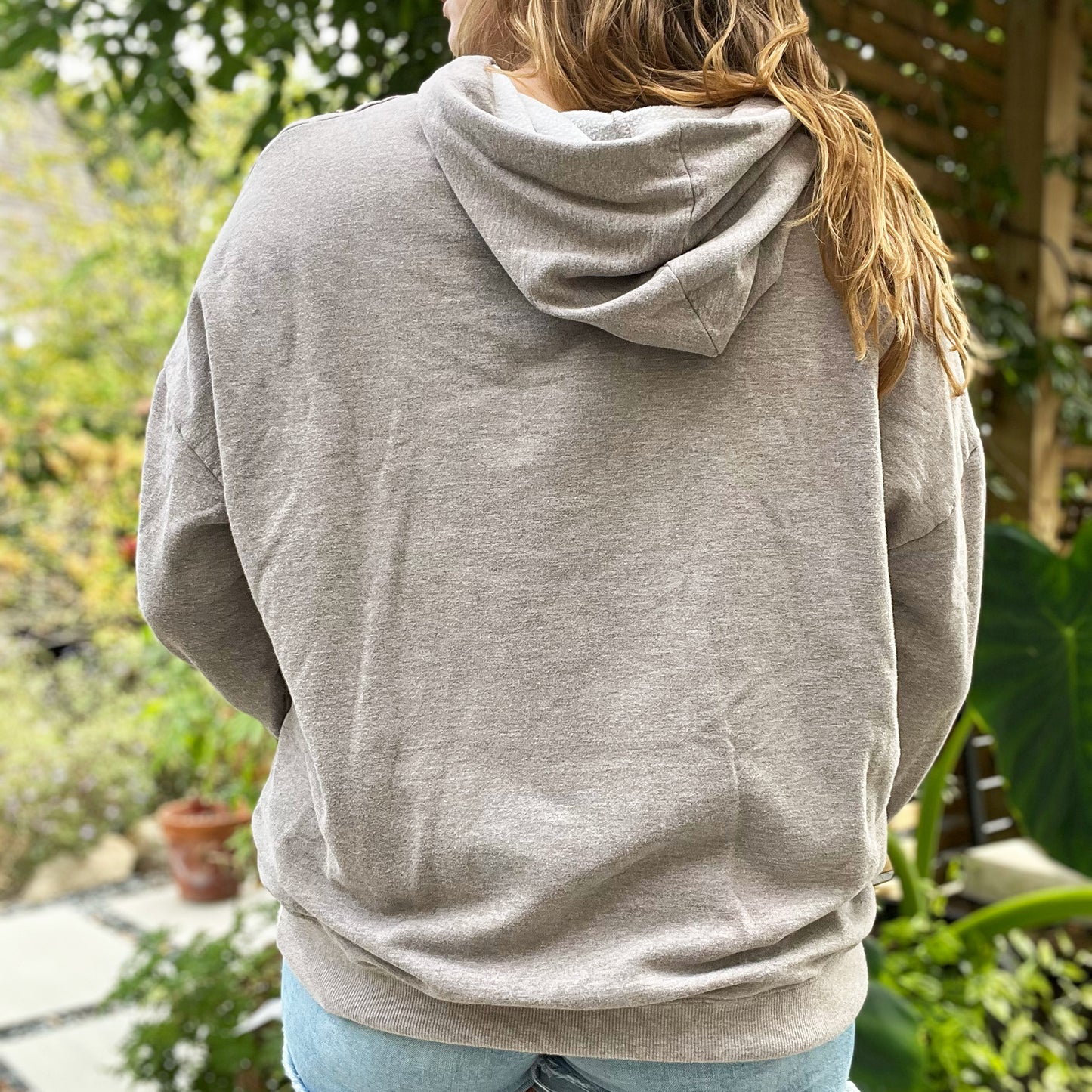 Seek Hope | August Birth Flower | Gray Hoodie | XL