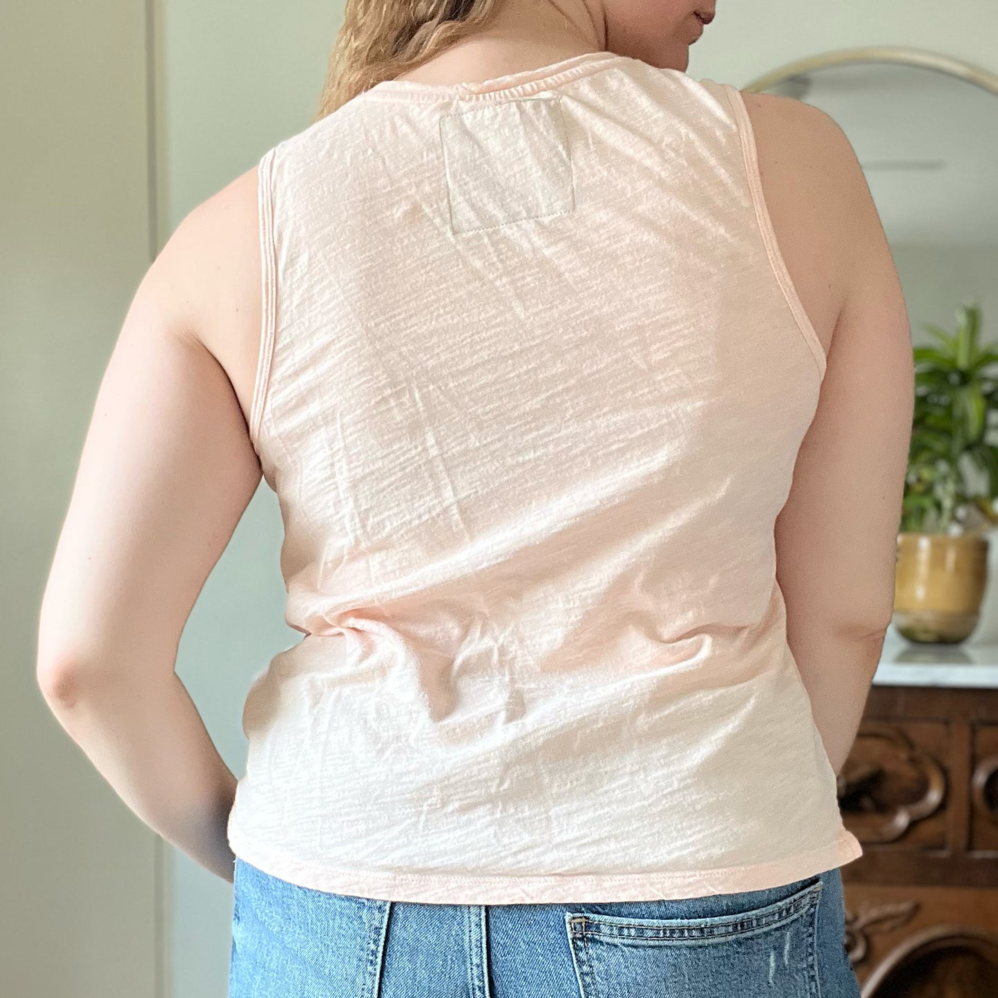 November Birth Flower | Chrysanthemum | Light Pink V-Neck Tank Top | Medium