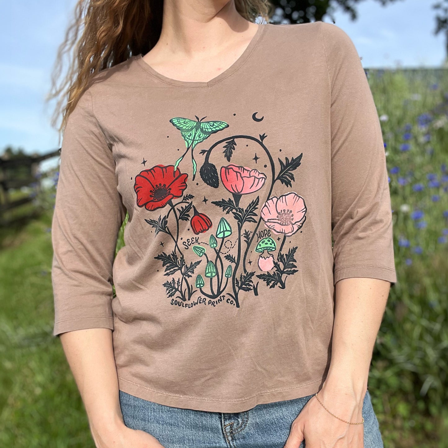 Seek Hope | August Birth Flower | Brown 3/4 Sleeve Shirt | Large