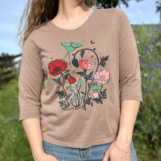 Seek Hope | August Birth Flower | Brown 3/4 Sleeve Shirt | Large