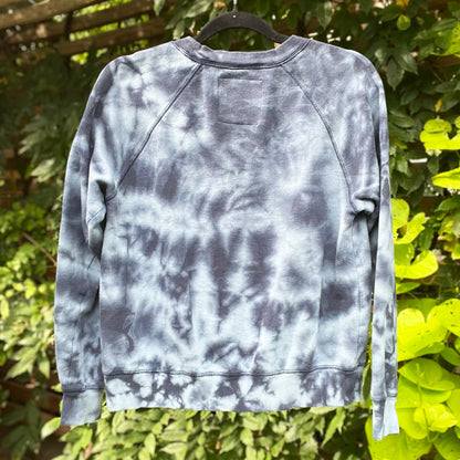 Peace, Love & Berries | Holly | December Birth Flower | Blue Tiedye Sweatshirt | XS