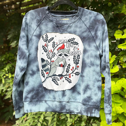 Peace, Love & Berries | Holly | December Birth Flower | Blue Tiedye Sweatshirt | XS