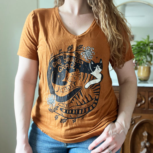 November Birth Flower | Chrysanthemum | Brown V-Neck Tee | Large