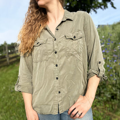 November Birth Flower | Chrysanthemum | Soft Olive Green Button Up | Large