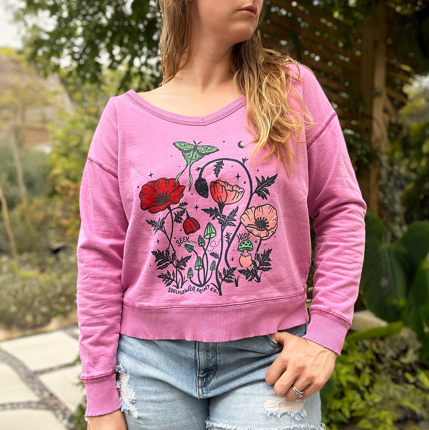 Seek Hope | August Birth Flower | Pink Sweatshirt | Large
