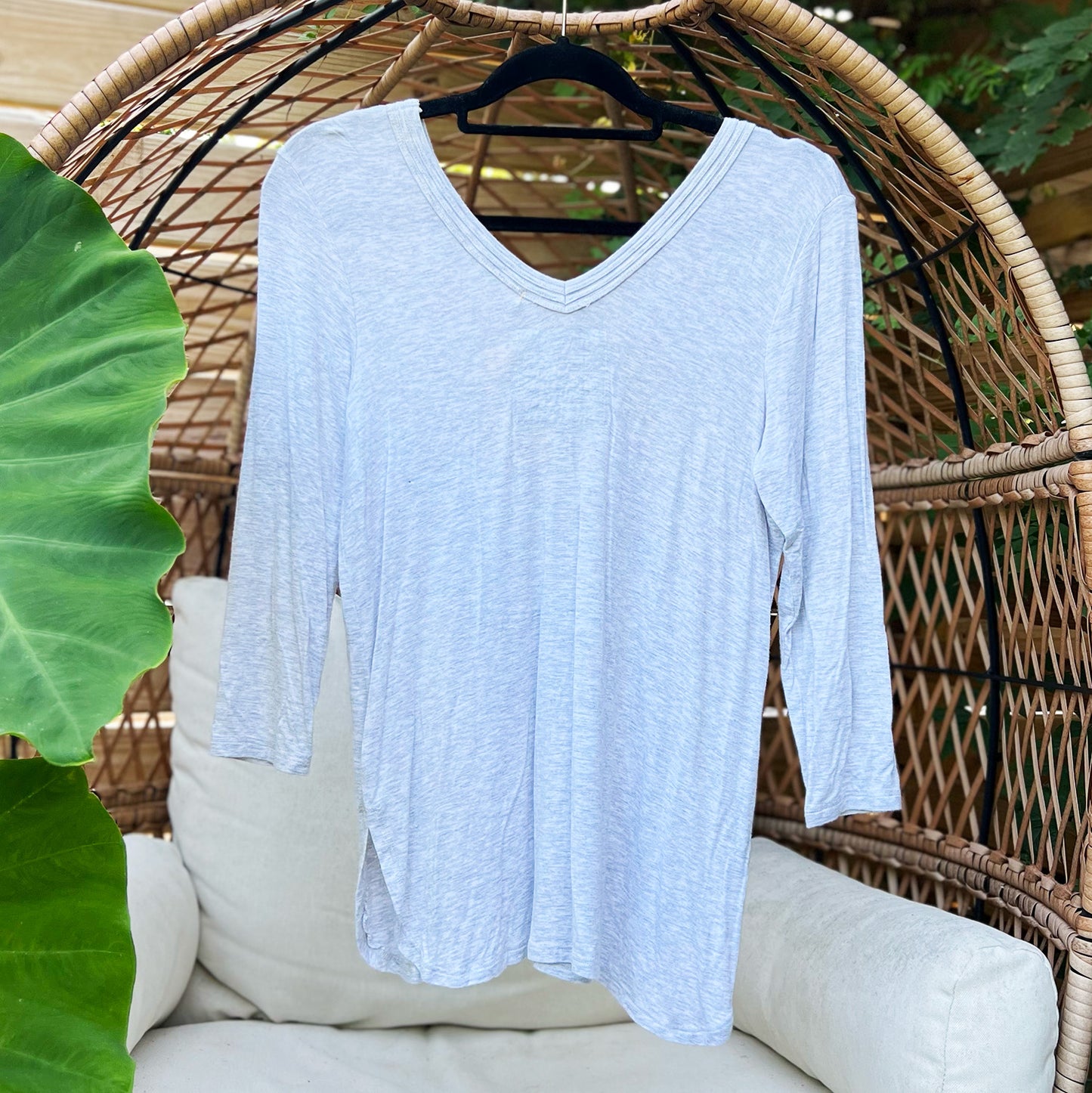 Brave & Kind | Gray 3/4 Sleeve Shirt | Small