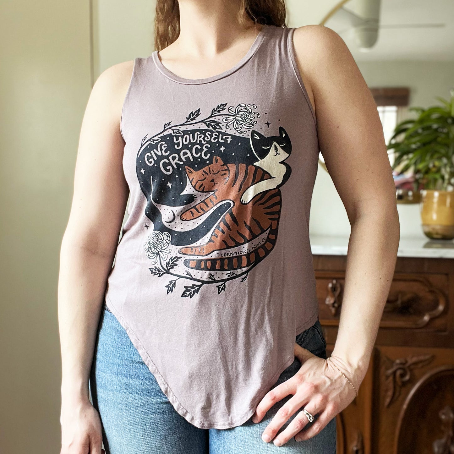 November Birth Flower | Chrysanthemum | Gray Tank Top | Small