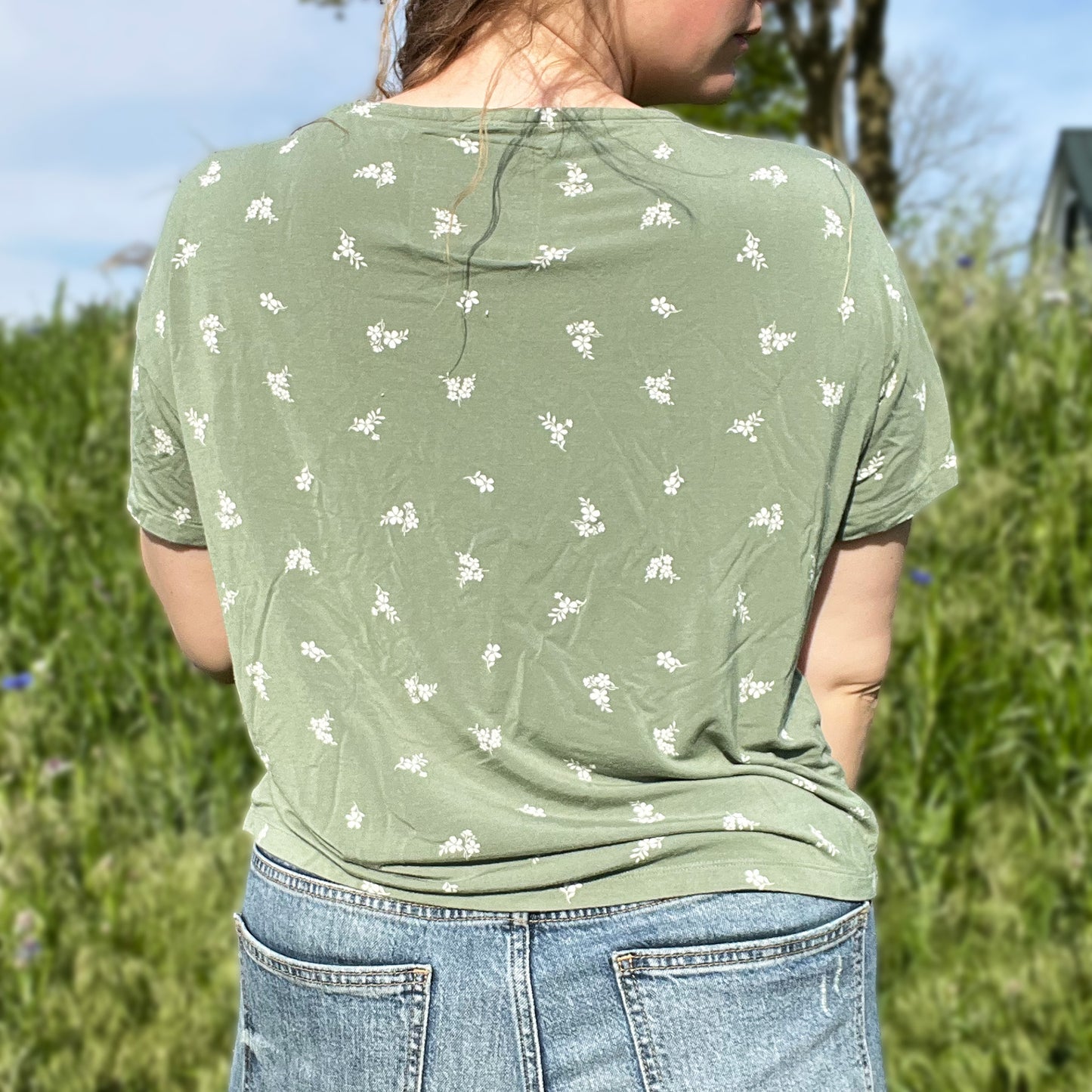 Hope Lives Here | Snow Drops | January Birth Flower | Green Floral Tee | Medium