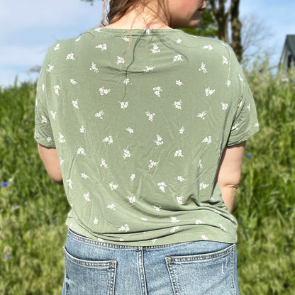 Hope Lives Here | Snow Drops | January Birth Flower | Green Floral Tee | Medium