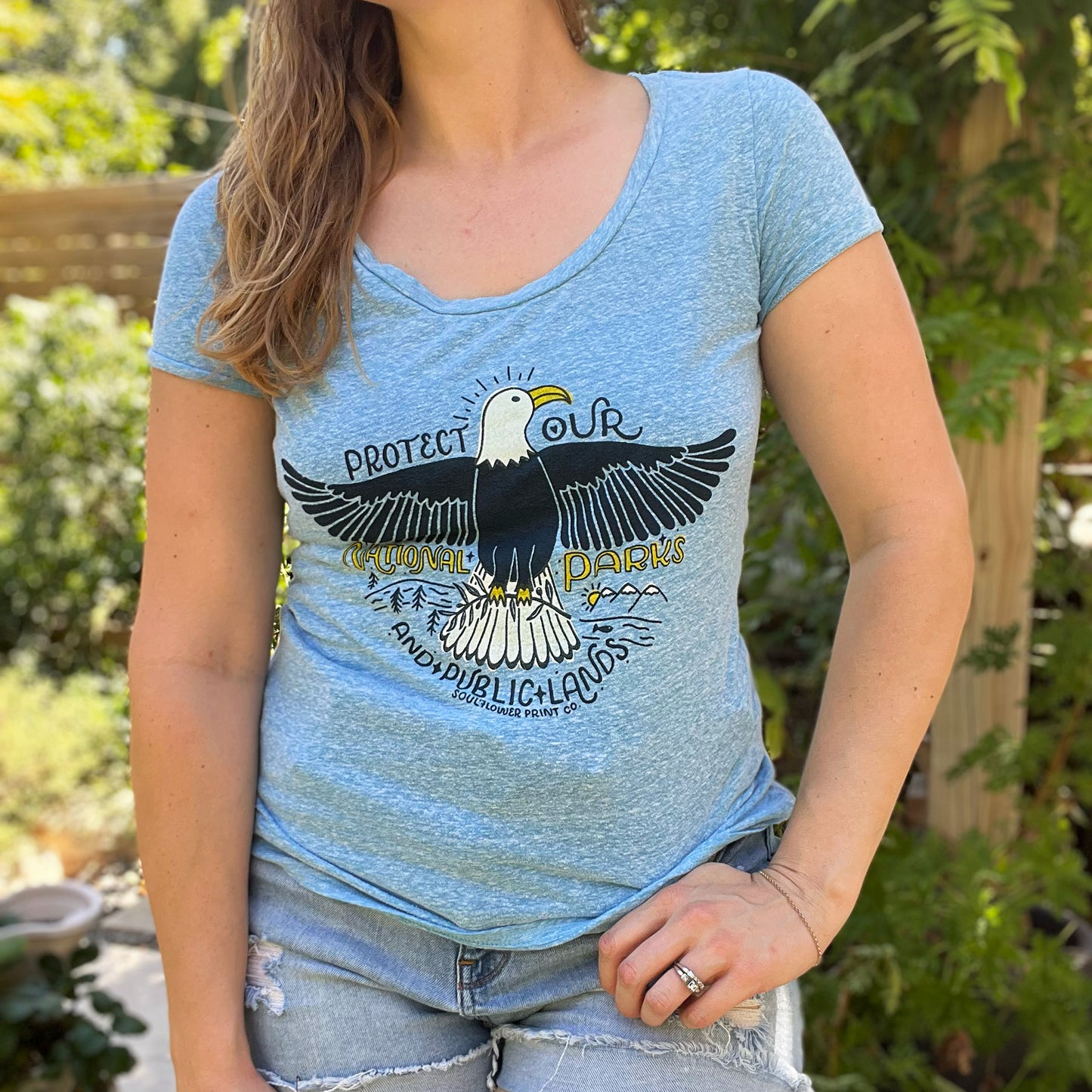 National Parks | Heather Blue Scoop Neck Tee | Medium