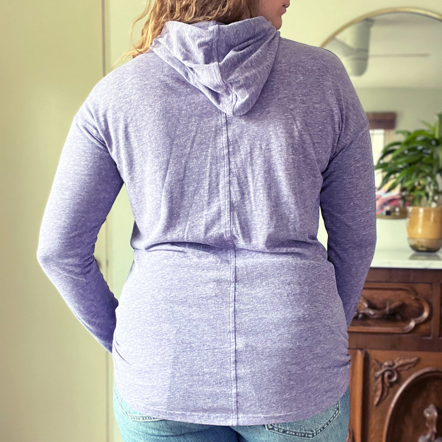 November Birth Flower | Chrysanthemum | Lightweight Heather Purple Hoodie w Pockets | Large