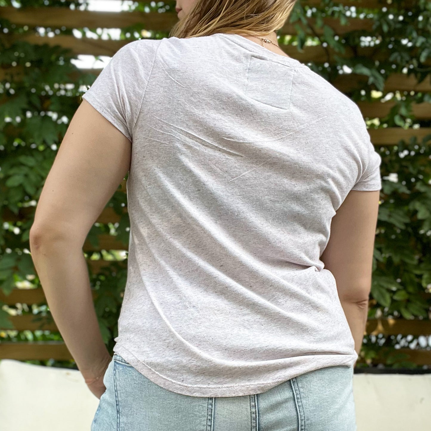 Typewriter | Heather Cream Tee | Medium