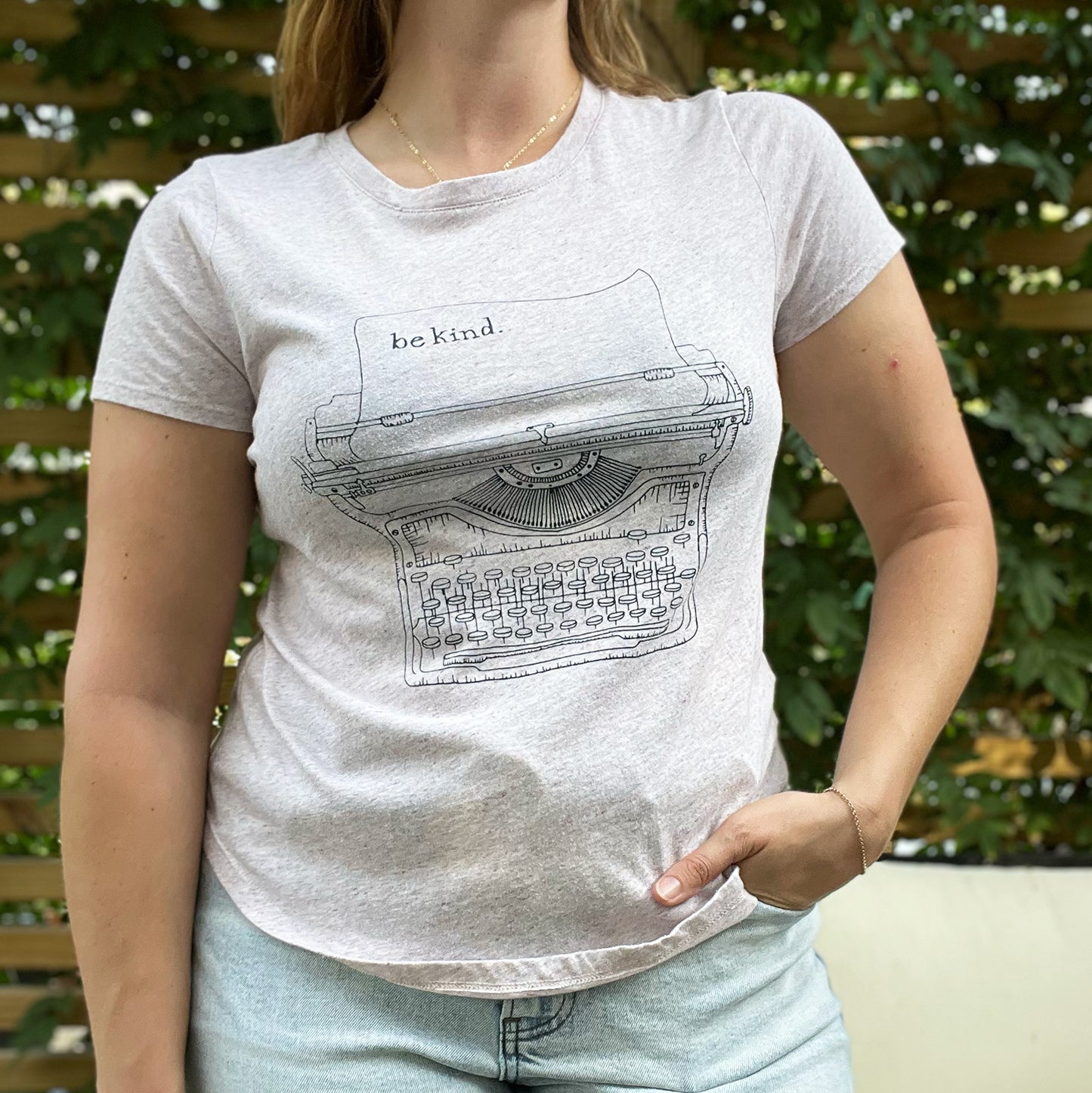 Typewriter | Heather Cream Tee | Medium