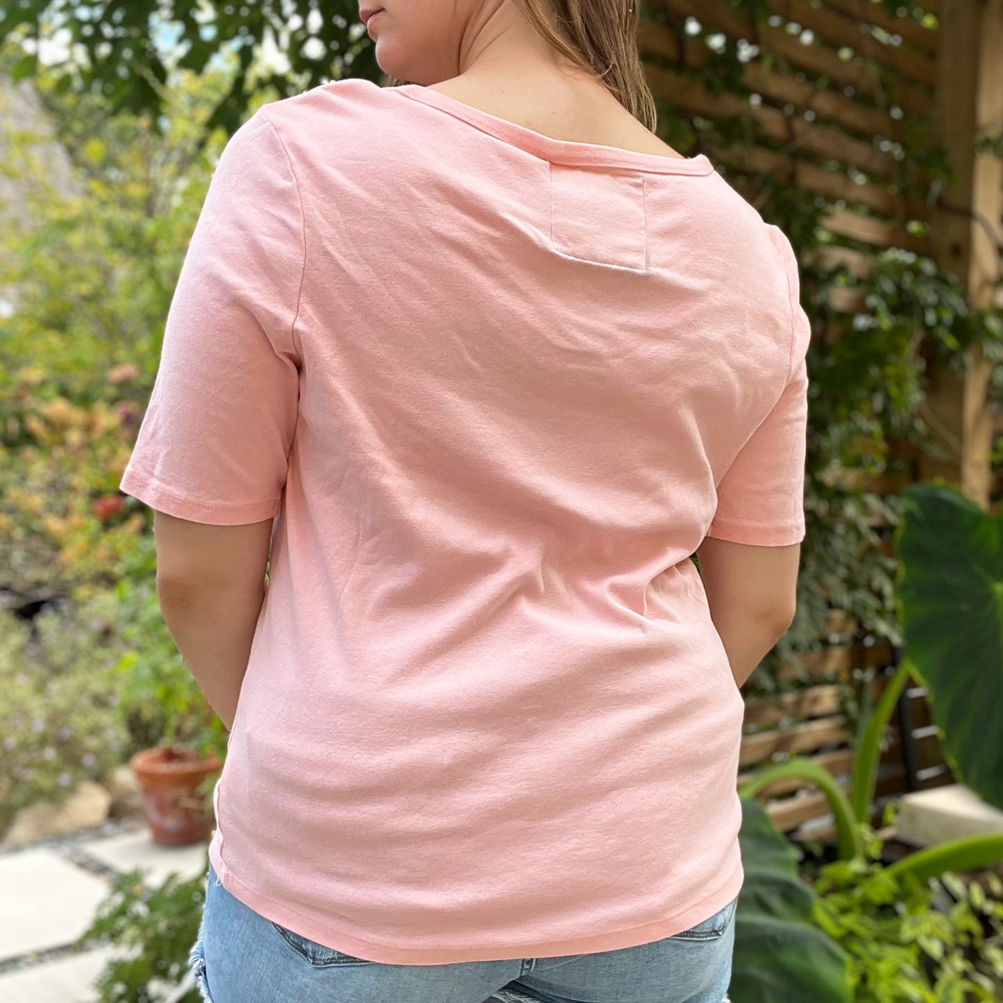 Seek Hope | August Birth Flower | Pink Scoop Neck Tee | XL