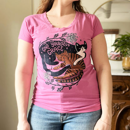 November Birth Flower | Chrysanthemum | Pink V-Neck Tee | XL