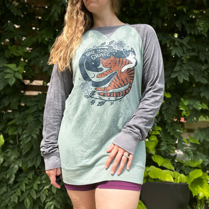 November Birth Flower | Chrysanthemum | Teal & Gray Long Tunic | XL