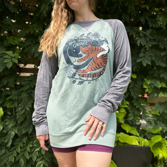 November Birth Flower | Chrysanthemum | Teal & Gray Long Tunic | XL