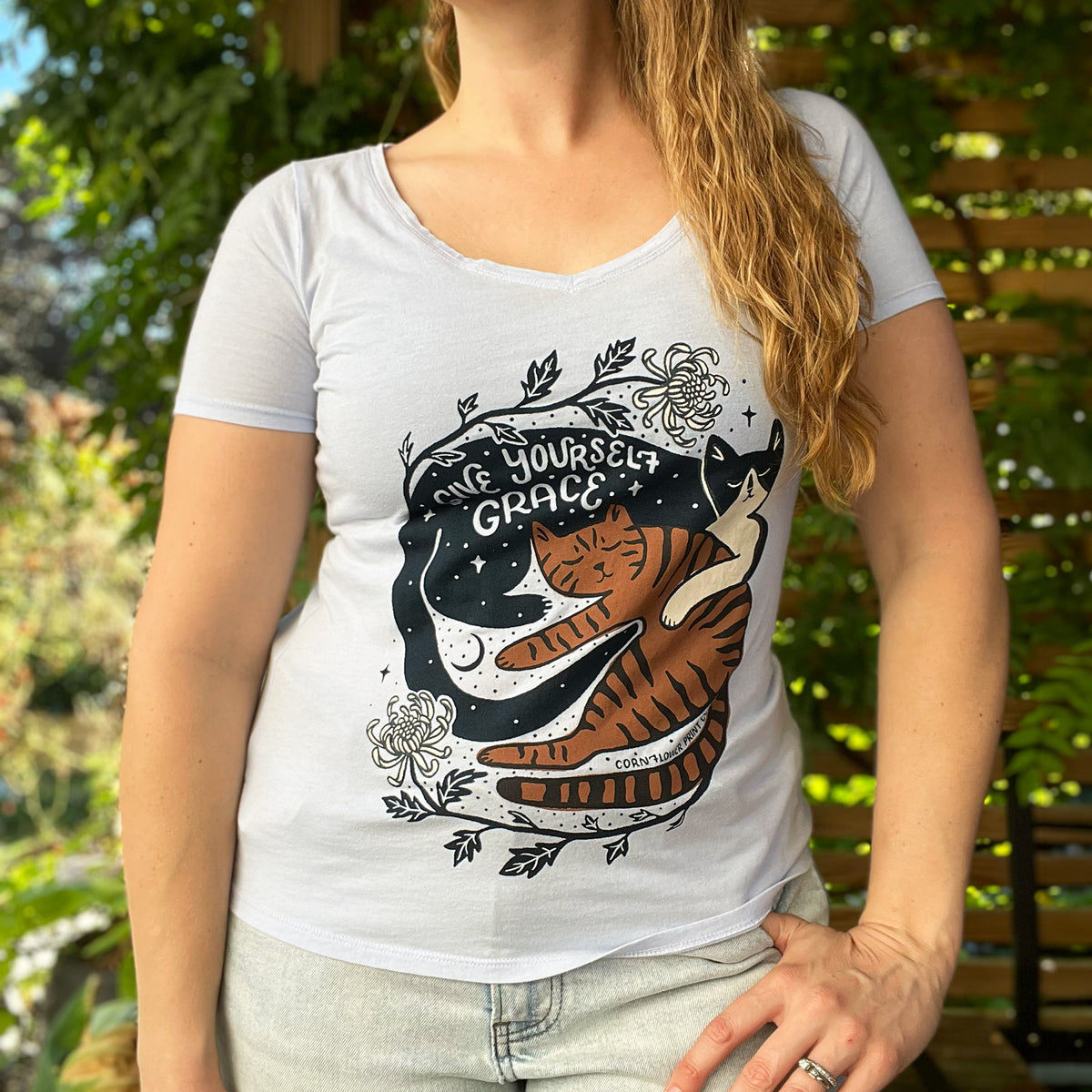 November Birth Flower | Chrysanthemum | Light Blue V-Neck Tee | Medium