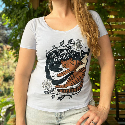 November Birth Flower | Chrysanthemum | Light Blue V-Neck Tee | Medium