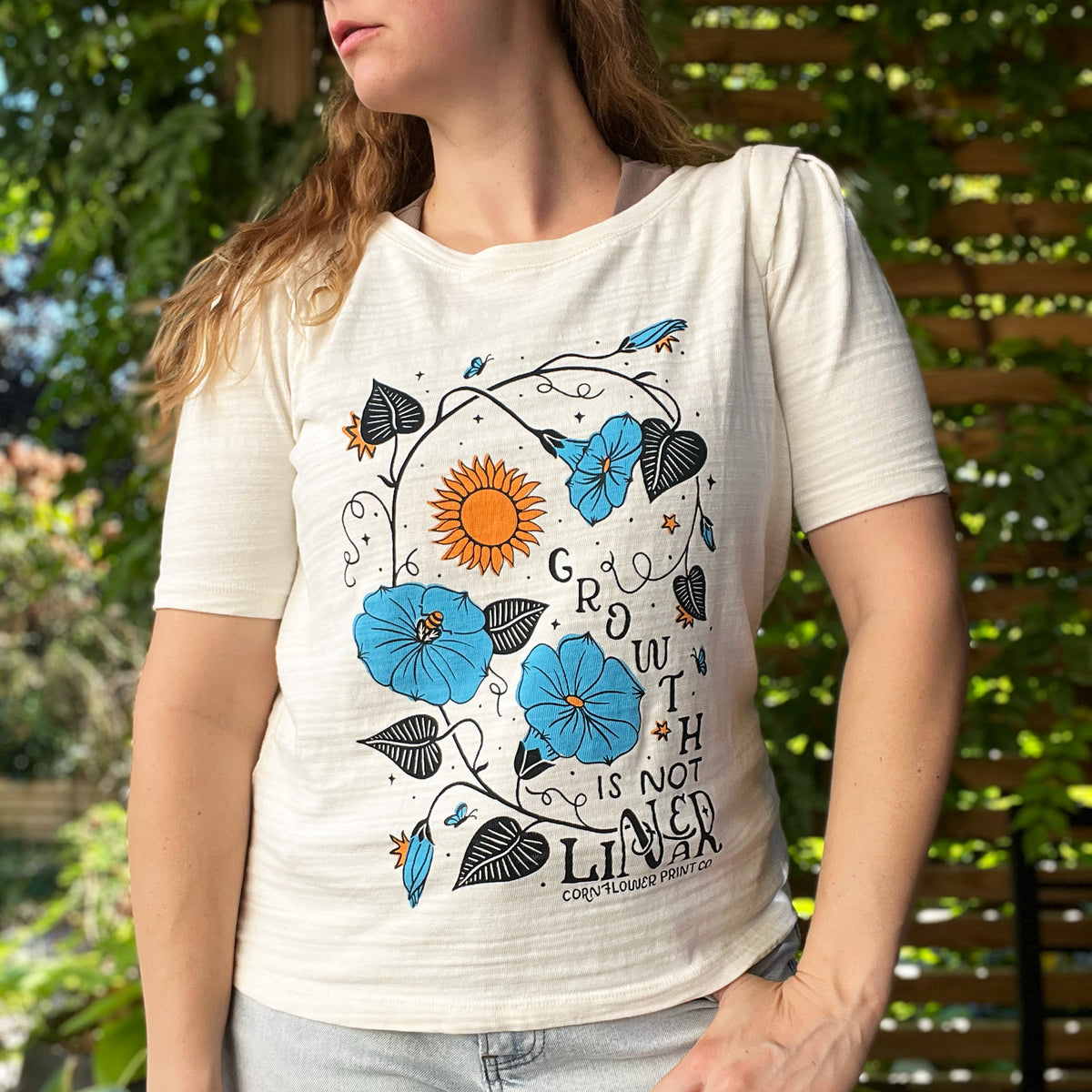 September Birth Flower | Morning Glory | White Cute Tee | Medium